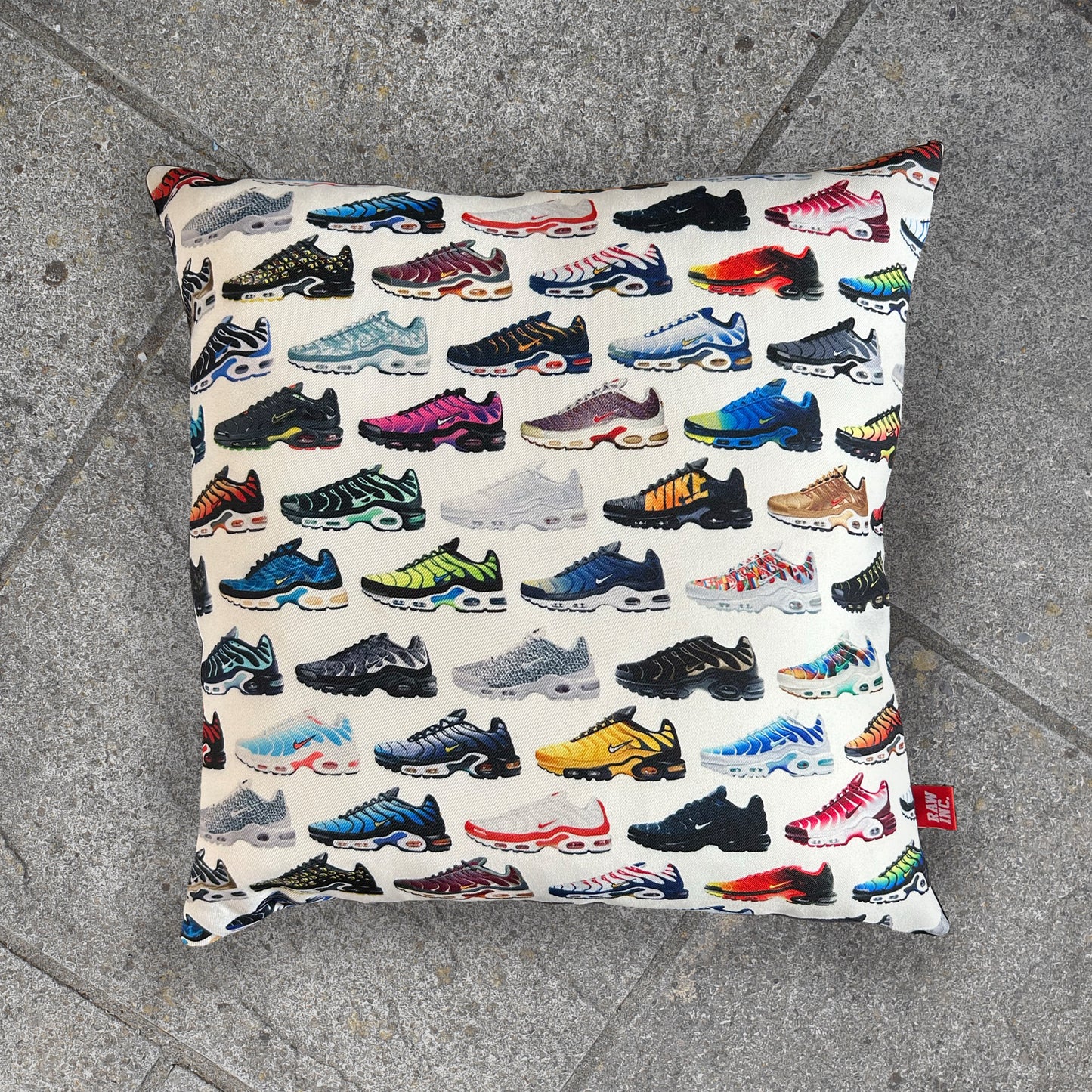 Raw Inc / TN v1 Series Sneaker 45x45cm cushion