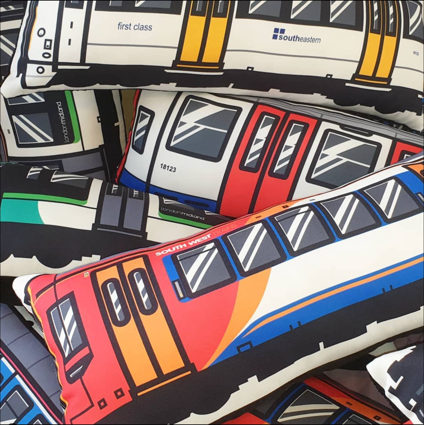 Raw Inc / French Metro train cushion